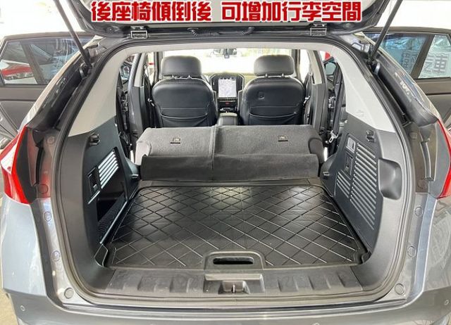 一手女用 輪胎剛換新 GT智駕版 202P大馬力 6氣囊/恆溫/導航/電子手煞/後座出風口  第17張相片