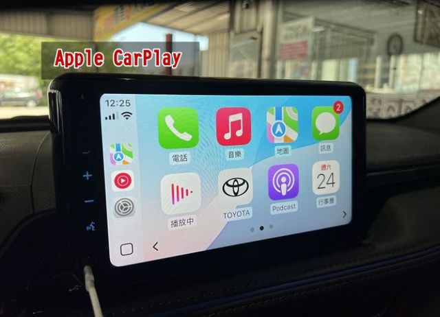 頂規潮玩版 加購原廠數萬元配備 僅跑17000KM 新車保固中 8安/i-KEY/摸門/盲點/跟車/環景/腳踢電尾門  第16張相片