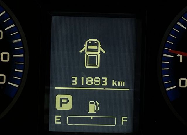 【自排】 一手車 僅跑3萬 原廠保養 定速/循跡/行車紀錄+倒車輔助影像  第8張相片