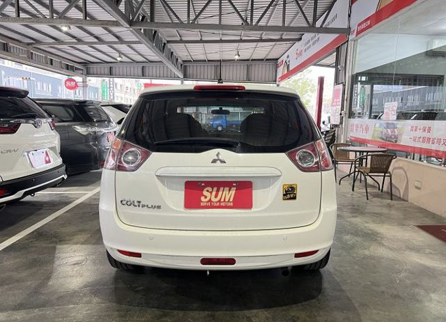 省油耐用 空間好用 便宜好養 代步首選  第5張相片