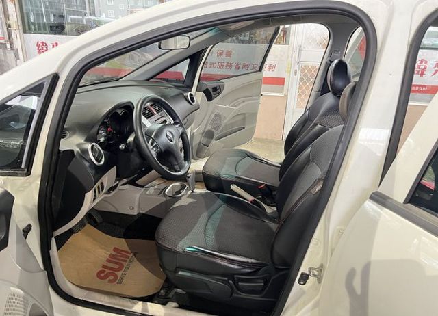 省油耐用 空間好用 便宜好養 代步首選  第15張相片