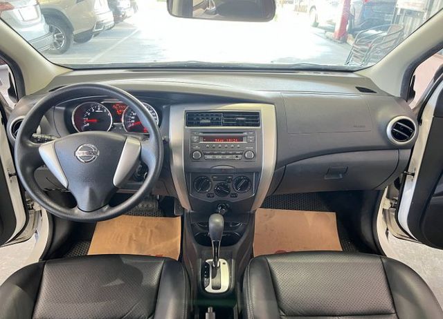 省油小休旅 僅跑7萬7 原鈑件認證車 售後2年5萬公里保固  第10張相片