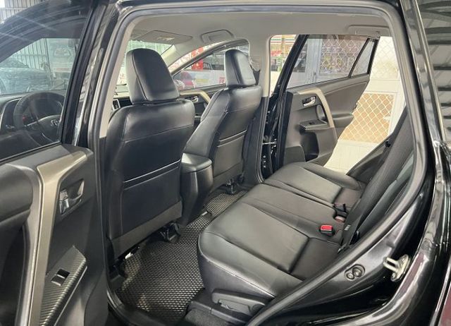 頂規影音版 一手車 原鈑件認證 雙氣囊/恆溫/定速/電動椅/導航/行車紀錄/倒車影像/數位電視  第7張相片