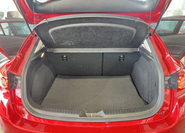 [5門]尊榮安全版 一手車 原廠保養 原鈑件認證車 i-key/6氣囊/恆溫/循跡/盲點/AEB/行車紀錄/倒車影像  第20張相片