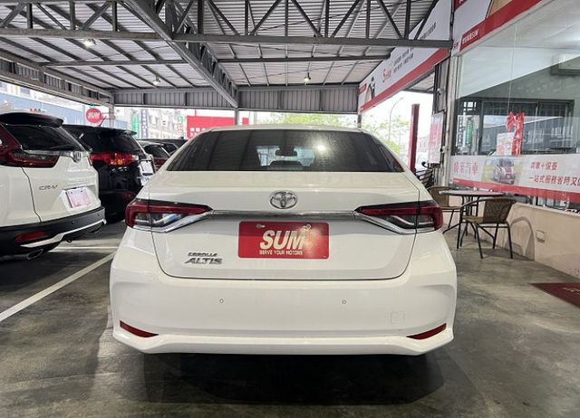 豪華影音版 原廠保養 原鈑件認證車 9氣囊/恆溫/循跡/ACC/AEB 售後2年5萬公里保固  第6張相片