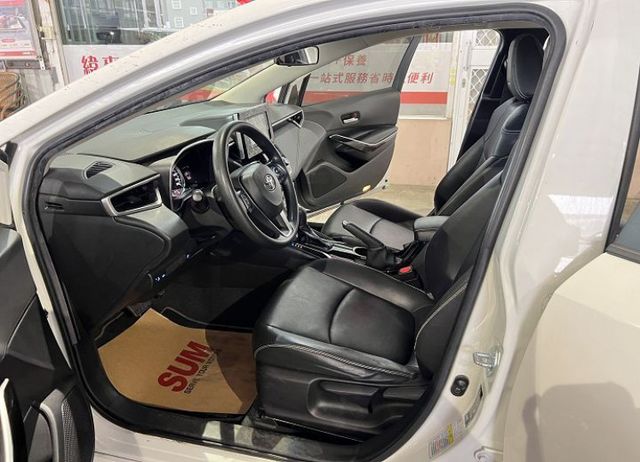 豪華影音版 原廠保養 原鈑件認證車 9氣囊/恆溫/循跡/ACC/AEB 售後2年5萬公里保固  第18張相片