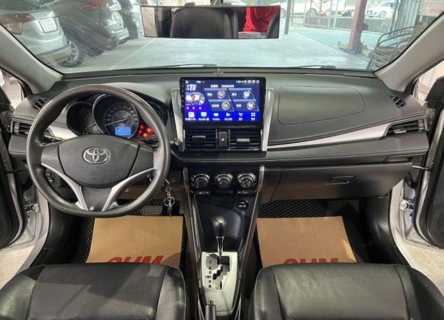 經典版 僅跑8萬1 加裝全新安卓機 配備雙氣囊/導航/倒車影像/CarPlay  售後1年2萬公里保固  第9張相片