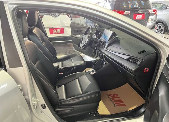 經典版 僅跑8萬1 加裝全新安卓機 配備雙氣囊/導航/倒車影像/CarPlay  售後1年2萬公里保固  第15張相片