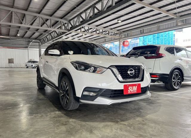 智行旗鑑版 一手車 原廠保養 配備6氣囊/循跡/定速/盲點/AEB/導航/環景/CarPlay/售後2年5萬公里保固  第4張相片