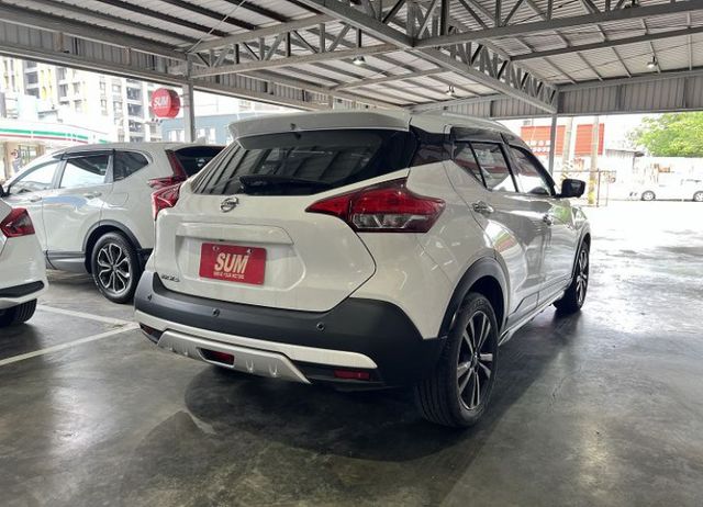 智行旗鑑版 一手車 原廠保養 配備6氣囊/循跡/定速/盲點/AEB/導航/環景/CarPlay/售後2年5萬公里保固  第7張相片