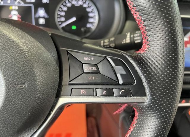 智行旗鑑版 一手車 原廠保養 配備6氣囊/循跡/定速/盲點/AEB/導航/環景/CarPlay/售後2年5萬公里保固  第10張相片