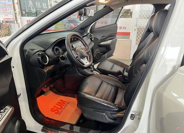 智行旗鑑版 一手車 原廠保養 配備6氣囊/循跡/定速/盲點/AEB/導航/環景/CarPlay/售後2年5萬公里保固  第17張相片