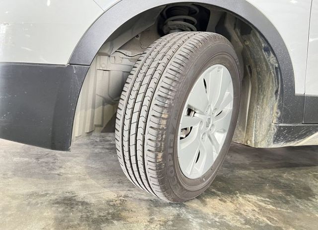 影音版 一手車 僅跑9萬4 原廠保養 配備i-key/7氣囊/定速/循跡/導航/倒車影像  第8張相片