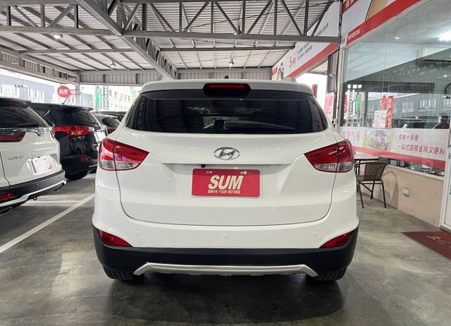 影音尊貴型 原鈑件認證車 配備雙氣囊/恆溫/循跡/定速/方控/電動座椅/安卓機/倒車影像  第6張相片