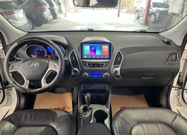 影音尊貴型 原鈑件認證車 配備雙氣囊/恆溫/循跡/定速/方控/電動座椅/安卓機/倒車影像  第11張相片