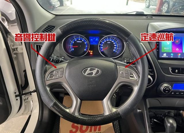 影音尊貴型 原鈑件認證車 配備雙氣囊/恆溫/循跡/定速/方控/電動座椅/安卓機/倒車影像  第12張相片