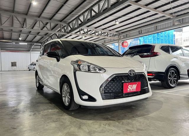 豪華影音版 原鈑件認證車 配備i-key/摸門/8氣囊/恆溫/循跡/AEB/車道偏移 售後2年5萬公里保固  第4張相片