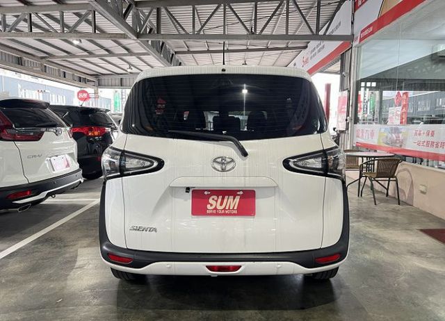 豪華影音版 原鈑件認證車 配備i-key/摸門/8氣囊/恆溫/循跡/AEB/車道偏移 售後2年5萬公里保固  第6張相片