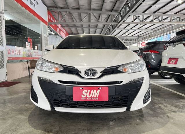 雅緻影音版 原廠保養 配備雙氣囊/循跡/原廠影音 售後2年5萬公里保固  第2張相片