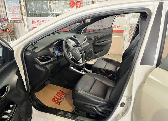 雅緻影音版 原廠保養 配備雙氣囊/循跡/原廠影音 售後2年5萬公里保固  第12張相片