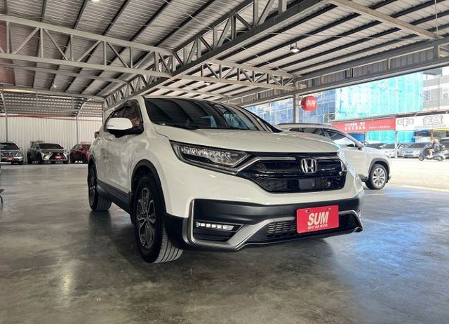 VTI-S 一手車 僅跑6萬 全程原廠保養 8安/摸門/ACC/盲點/循跡/Apple CarPlay/電動尾門  第3張相片