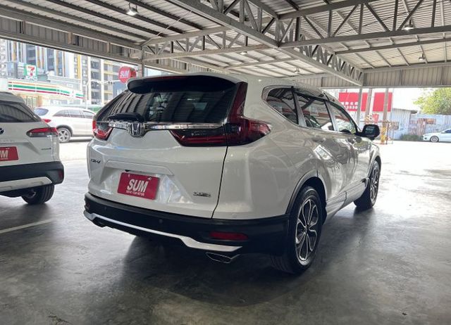 VTI-S 一手車 僅跑6萬 全程原廠保養 8安/摸門/ACC/盲點/循跡/Apple CarPlay/電動尾門  第5張相片
