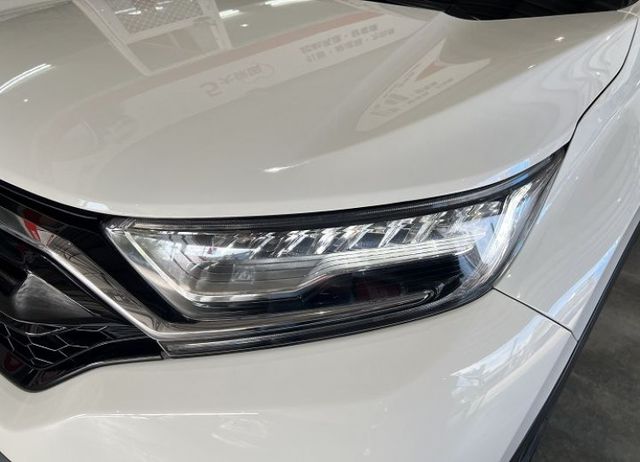 VTI-S 一手車 僅跑6萬 全程原廠保養 8安/摸門/ACC/盲點/循跡/Apple CarPlay/電動尾門  第8張相片