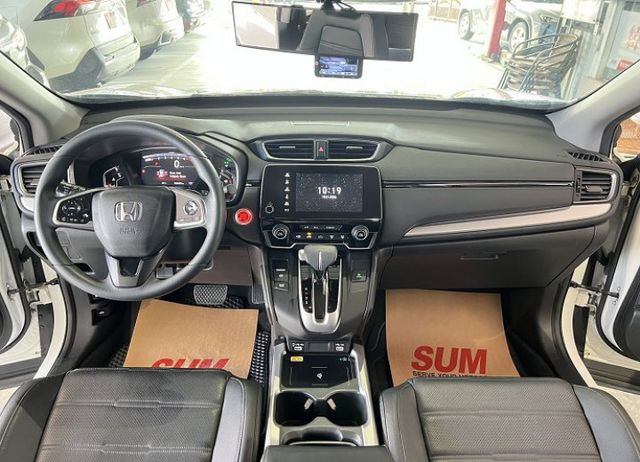VTI-S 一手車 僅跑6萬 全程原廠保養 8安/摸門/ACC/盲點/循跡/Apple CarPlay/電動尾門  第10張相片