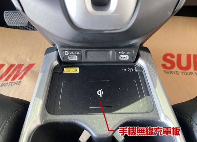 VTI-S 一手車 僅跑6萬 全程原廠保養 8安/摸門/ACC/盲點/循跡/Apple CarPlay/電動尾門  第14張相片