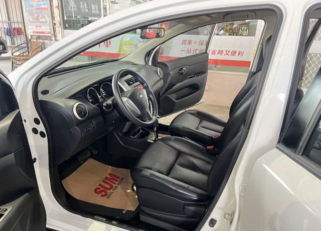 省油小休旅 僅跑7萬7 原鈑件認證車 售後2年5萬公里保固  第16張相片