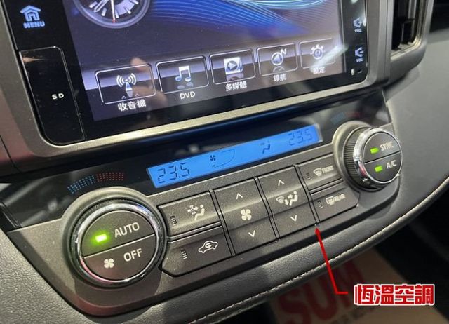 頂規影音版 一手車 原鈑件認證 雙氣囊/恆溫/定速/電動椅/導航/行車紀錄/倒車影像/數位電視  第16張相片