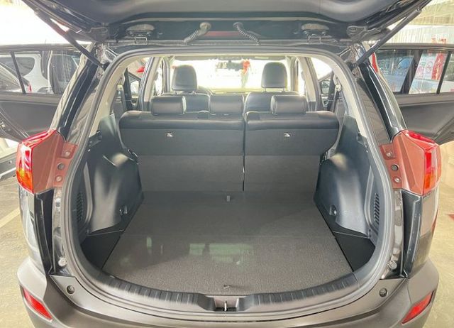 頂規影音版 一手車 原鈑件認證 雙氣囊/恆溫/定速/電動椅/導航/行車紀錄/倒車影像/數位電視  第20張相片