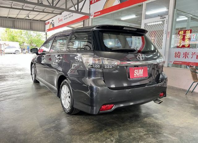 【7人座】原鈑件認證車．雙安．方控．恆溫．影音  第4張相片