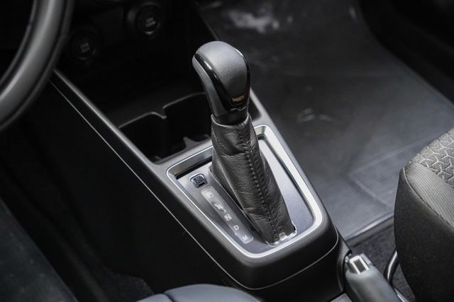 輕油電｜超低里程僅跑1萬KM｜48V電池原廠保固5年｜ACC｜換檔撥片｜全車原鈑件｜猶如新車｜四條馬牌輪胎｜卡固腳踏墊  第13張相片