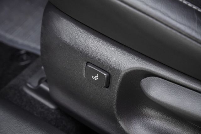 全車原鈑件｜20年式旗艦頂級版｜全速域｜LTA｜CARPLAY｜跑車座椅｜電動腰靠｜數位液晶儀表｜里程保證｜18吋鋁圈｜  第17張相片