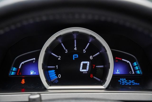 車便宜好入手｜超低里程保證｜全車原鈑件｜環景攝影｜電動尾門｜菱格紋皮椅｜車況優質｜  第8張相片