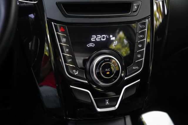 車便宜好入手｜超低里程保證｜全車原鈑件｜環景攝影｜電動尾門｜菱格紋皮椅｜車況優質｜  第12張相片