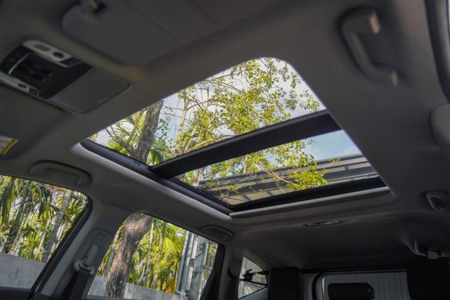 S頂級版本｜僅跑6萬KM｜全景天窗｜電動尾門｜電動座椅｜CARPLAY｜可全貸｜  第9張相片