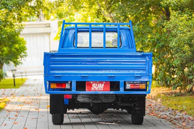 無重大事故無泡水｜稀有白鐵車斗免再花錢加裝｜工具箱｜加裝胎壓偵測器｜車況良好｜可全額分期｜一手車  第4張相片