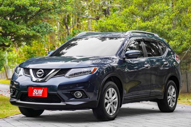 2.0最頂級版本｜環景影像｜iKEY免鑰匙｜車頂行李架｜公務員一手車｜全車原鈑件｜可全貸｜藍芽｜里程保證  第1張相片