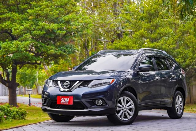 2.0最頂級版本｜環景影像｜iKEY免鑰匙｜車頂行李架｜公務員一手車｜全車原鈑件｜可全貸｜藍芽｜里程保證  第6張相片