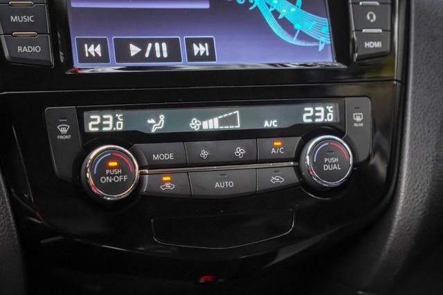 2.0最頂級版本｜環景影像｜iKEY免鑰匙｜車頂行李架｜公務員一手車｜全車原鈑件｜可全貸｜藍芽｜里程保證  第12張相片