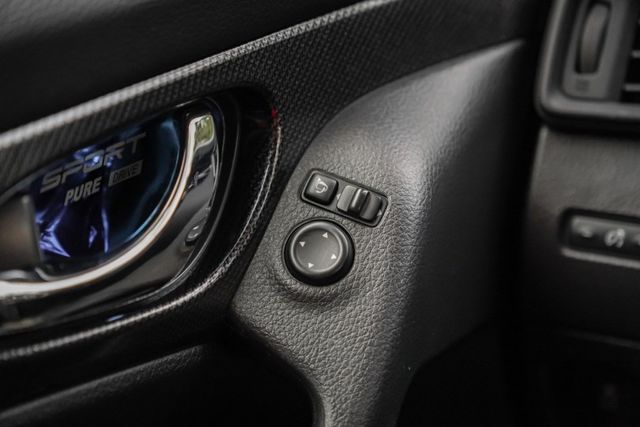 2.0最頂級版本｜環景影像｜iKEY免鑰匙｜車頂行李架｜公務員一手車｜全車原鈑件｜可全貸｜藍芽｜里程保證  第16張相片