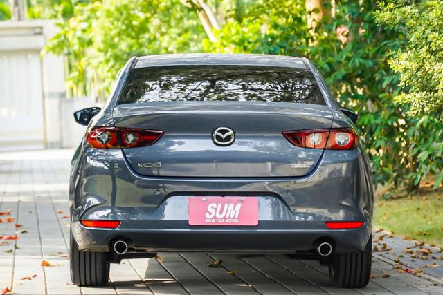 9.9成新｜超低里程6千公里｜全車原鈑件｜360度環景｜CARPLAY｜全速域跟車｜車道維持｜超美極境灰  第3張相片