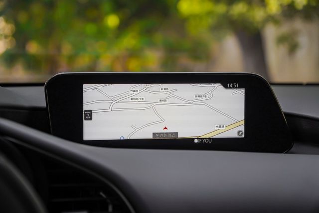 9.9成新｜超低里程6千公里｜全車原鈑件｜360度環景｜CARPLAY｜全速域跟車｜車道維持｜超美極境灰  第11張相片