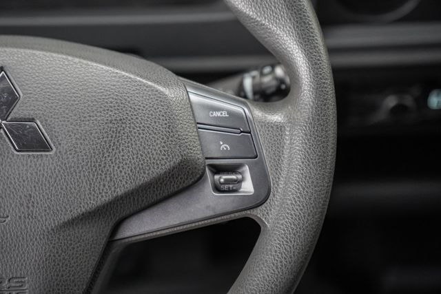 超低里程僅跑5萬KM｜自排廂型車｜8人座3排座椅｜盲點偵測｜全車原鈑件｜載人載貨一台搞定｜  第9張相片