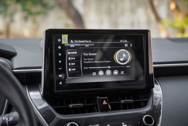 尊絕版｜IKEY免鑰匙｜盲點偵測｜倒車顯影｜ACC跟車｜車道維持｜可全貸｜免費2年五萬公里保固  第11張相片