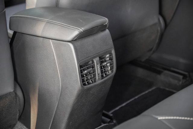 尊絕版｜IKEY免鑰匙｜盲點偵測｜倒車顯影｜ACC跟車｜車道維持｜可全貸｜免費2年五萬公里保固  第18張相片