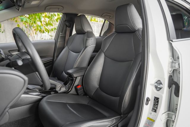 尊絕版｜全車原鈑件｜IKEY免鑰匙｜盲點偵測｜CARPLAY｜倒車顯影｜ACC跟車｜車道維持｜可全貸免費2年5萬公里保固  第16張相片