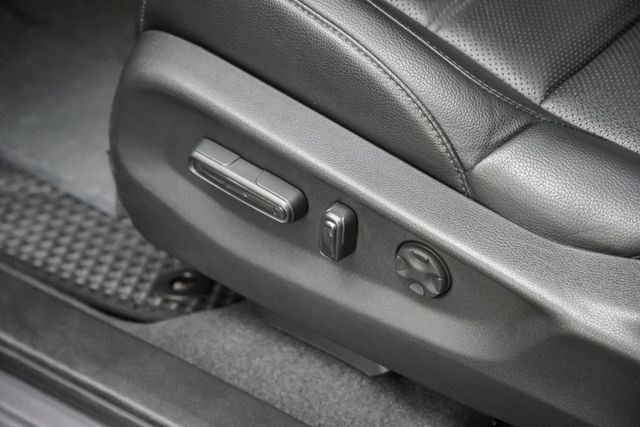 頂級S版｜全車原鈑件｜低里程保證｜全景天窗｜雙前電動座椅｜電動尾門｜全速域ACC｜CARPLAY｜可全貸  第16張相片